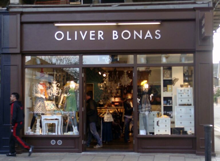 oliver bonas