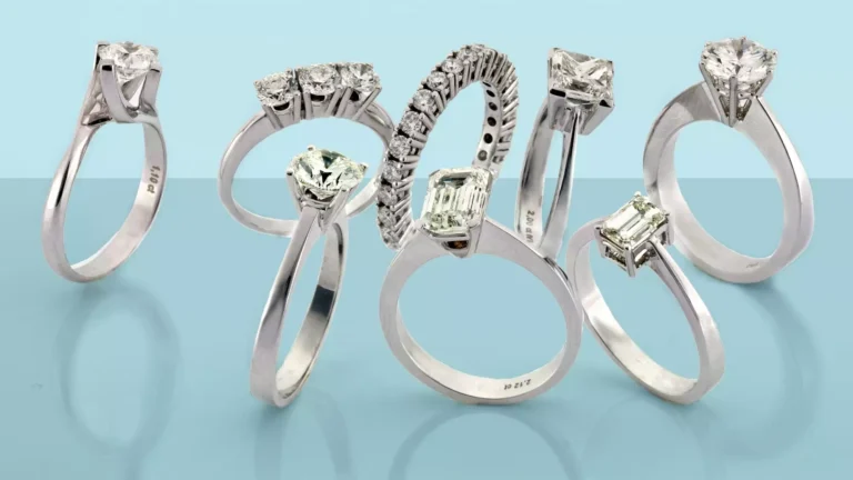 5 Reasons Why Solitaire Engagement Rings Are Coming Back In Style