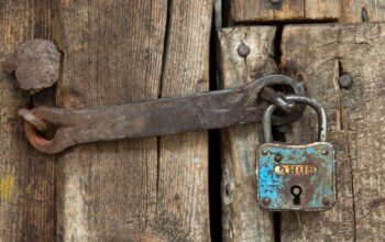 What are the major advantages of the OWASP top 10 list?